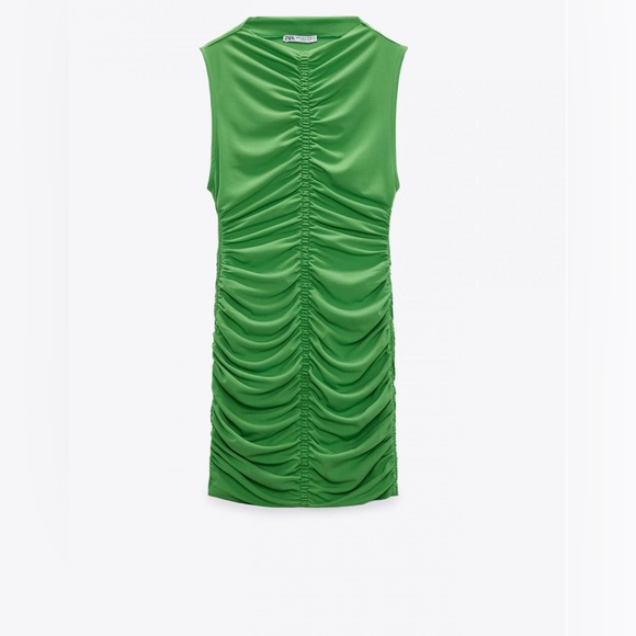 NWT ZARA Green Dress With Ruching Bloggers Favorite - Picture 4 of 7
